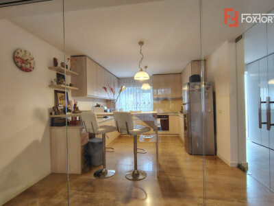 Casa insiruita - 3 camere, 107 mp utili in ansamblu privat (2987 mp), Dumbravita