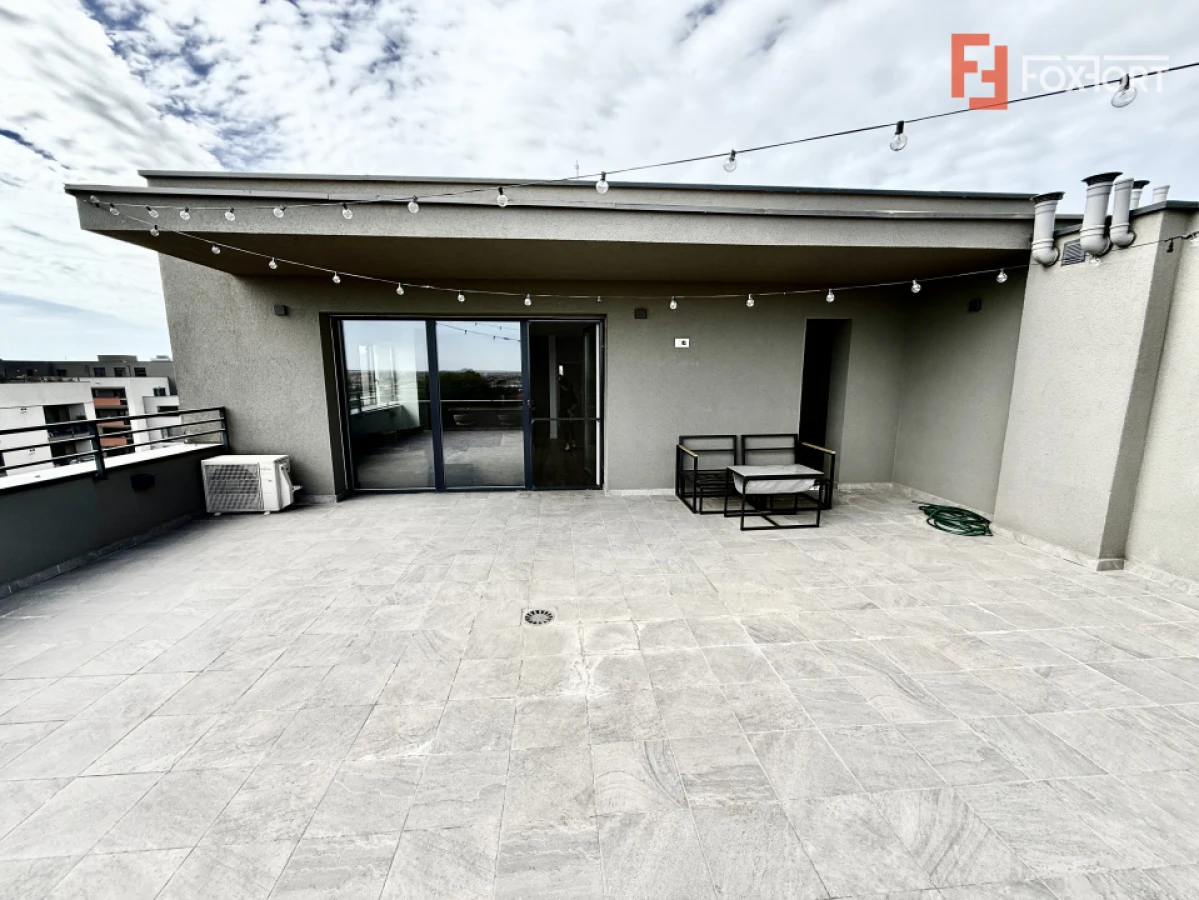 Penthouse superb cu 3 camere de inchiriat - zona Aradului - 1