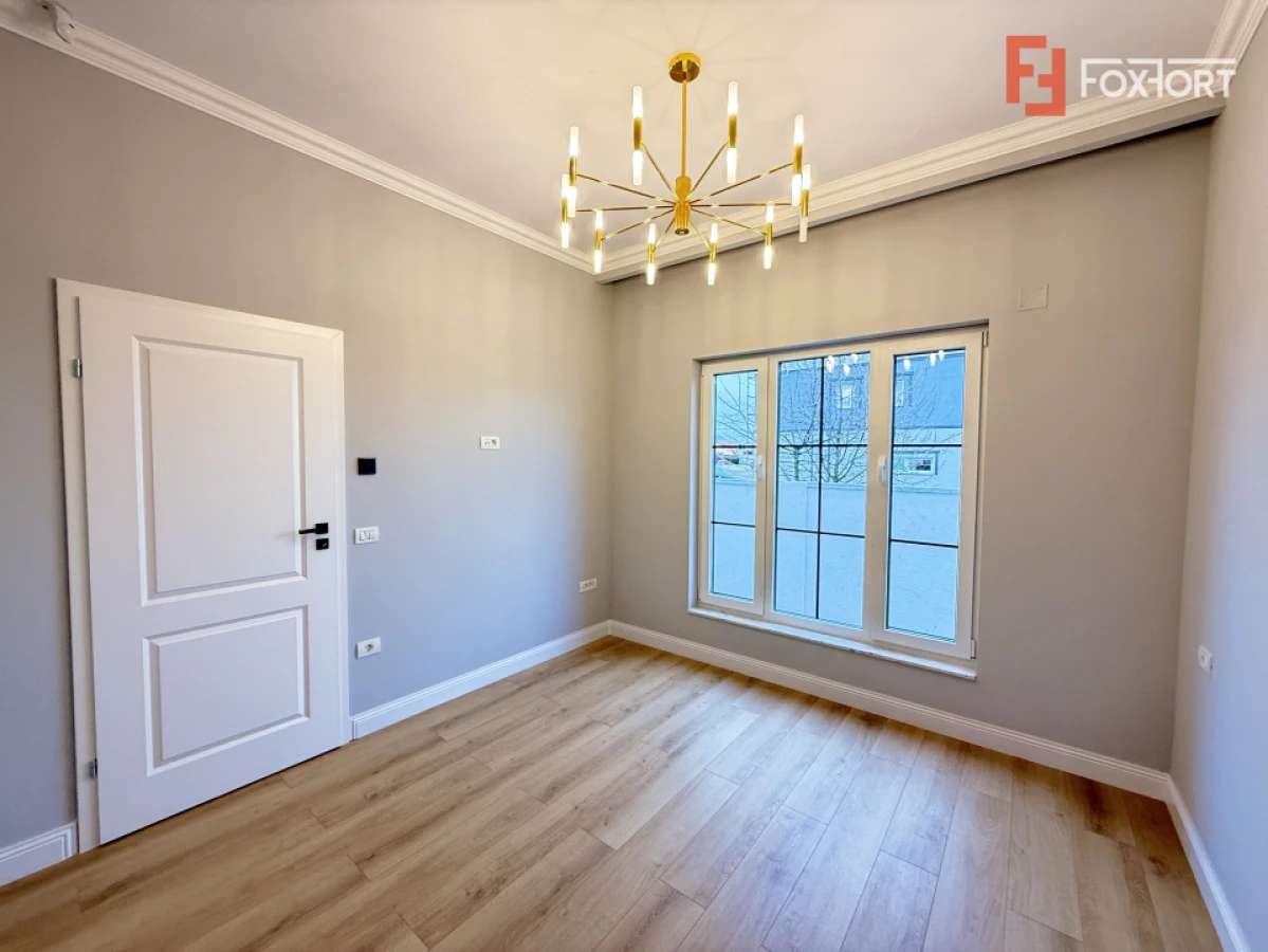 Duplex cu 4 camere si teren de 402 mp de vanzare in Dumbravita - 2