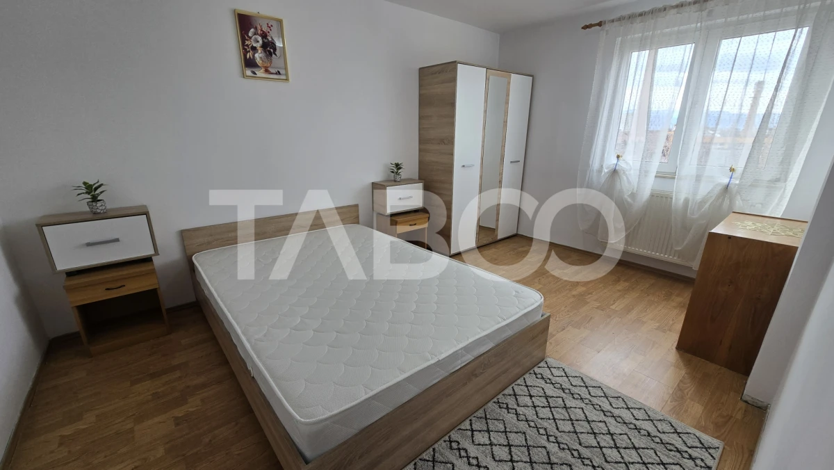 Apartament de inchiriat cu 3 camere 2 bai in zona Terezian Sibiu - 1