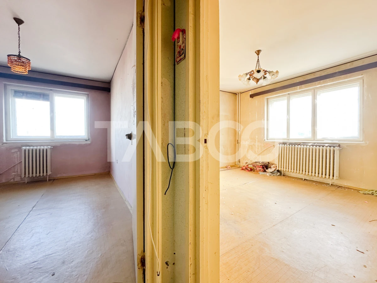 De vanzare apartament cu 2 camere decomandate si panorama - 2