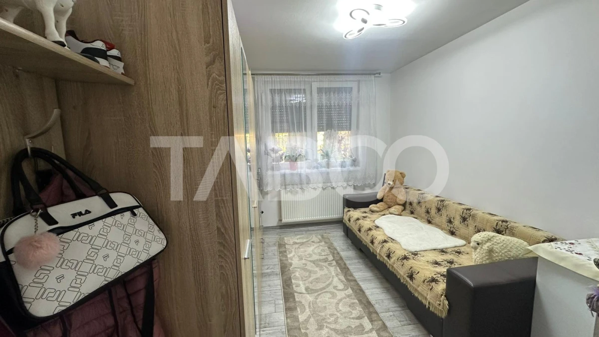 Apartament de vanzare 3 camere mobilat utilat Selimbar Sibiu - 10