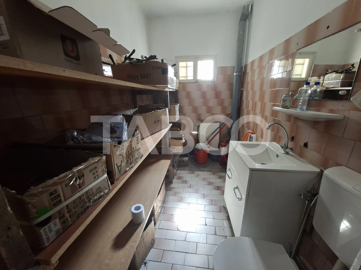 Spatiu comercial de inchiriat la parter zona buna Vasile Aaron - 6