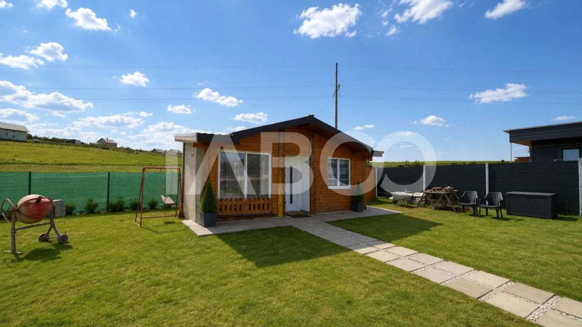 Teren de vanzare 500 mp + cabana la cheie cu utilitati Sura Mare - 1
