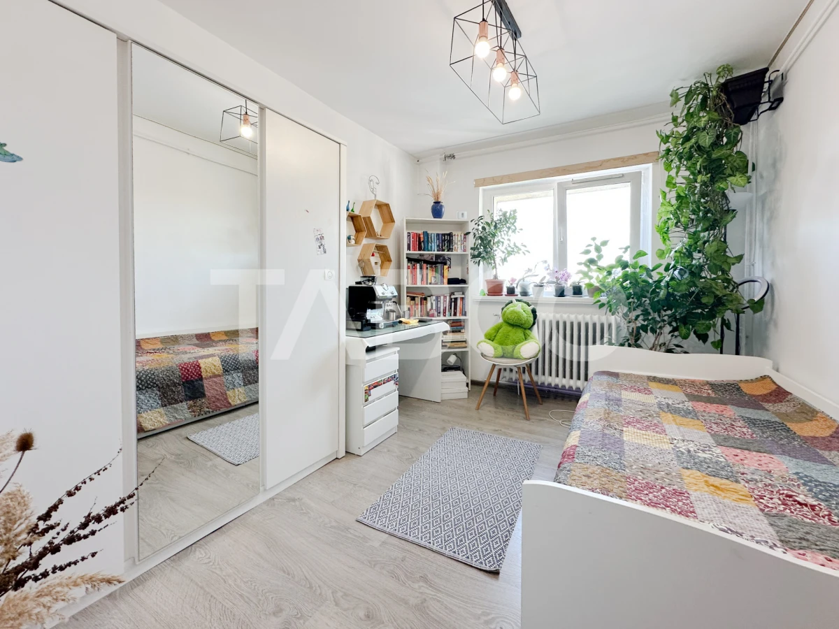Apartament cu 4 camere decomandate la cheie de vanzare in Marasti - 1