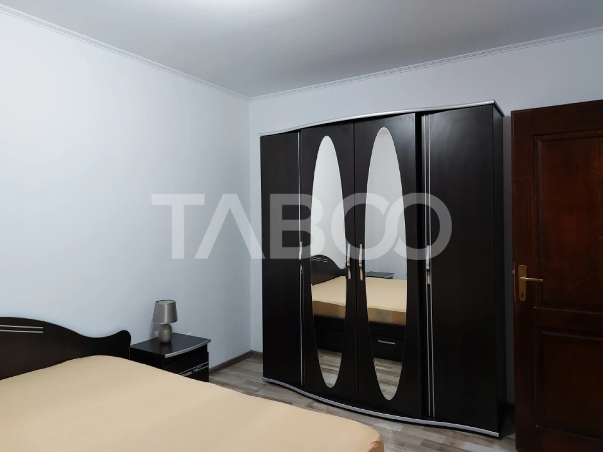 Apartament spatios 2 camere decomandate la VILA loc parcare Selimbar - 4