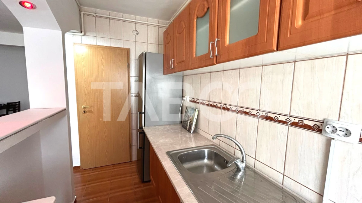 Apartament de inchiriat 96 mpu 4 camere 2 balcoane 2 bai zona Tilisca - 3