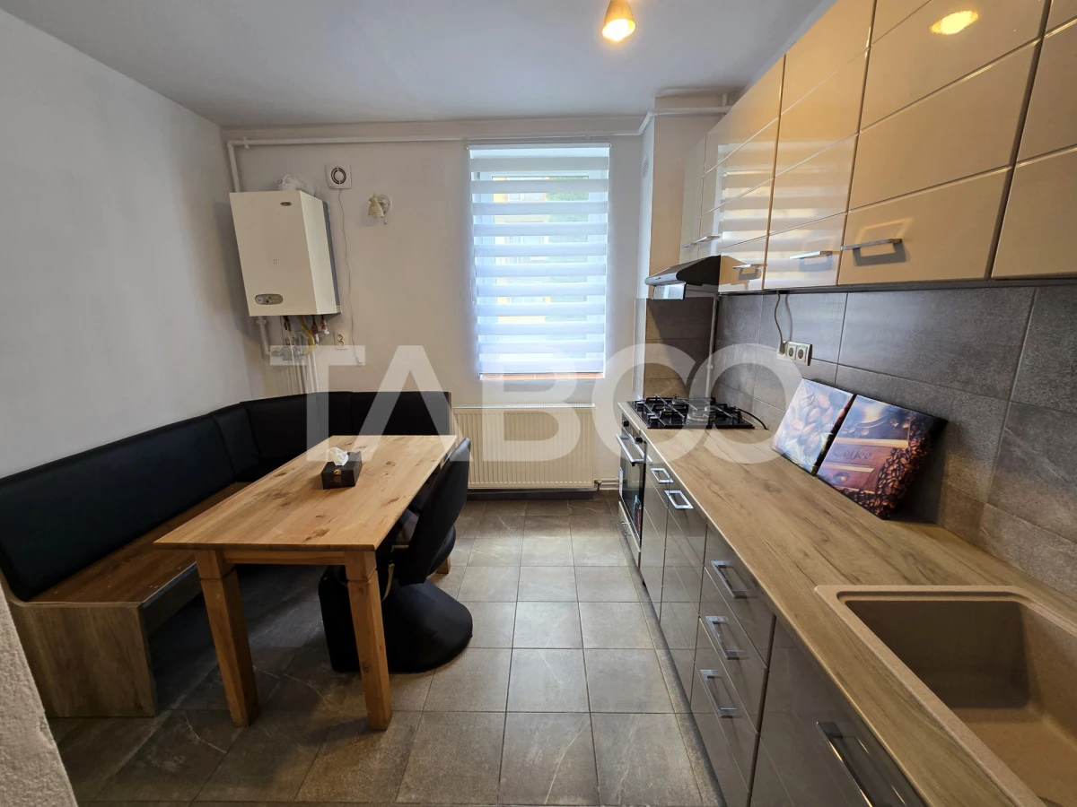 Apartament 2 camere de vanzare 54 mp utili renovat in Strand Sibiu - 6