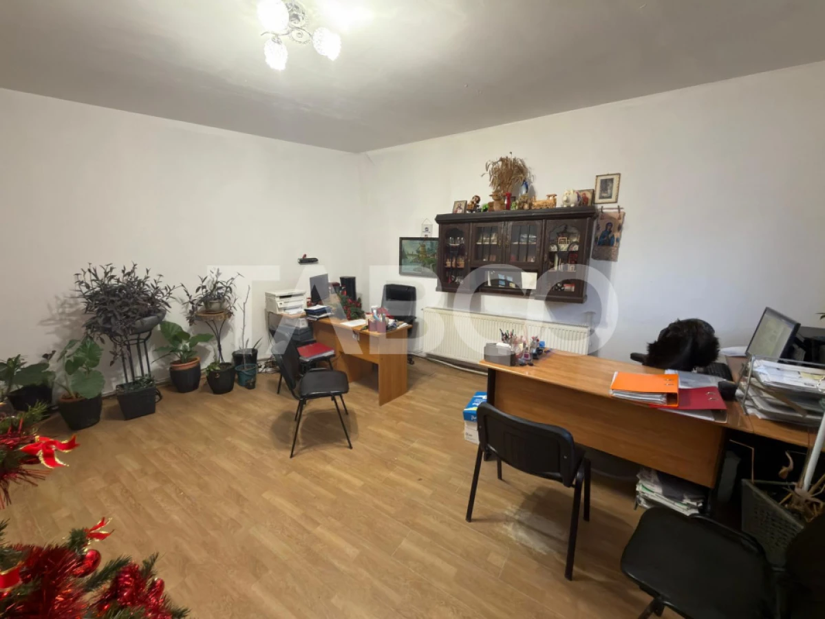 Casa individuala pretabila spatiu comercial teren 400 mp Piata Cluj - 4