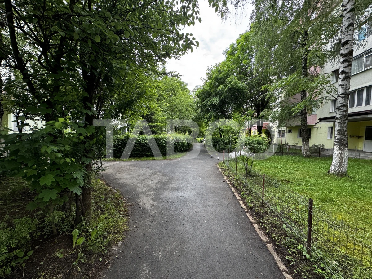 COMISION 0-Apartament renovat complet 3 camere balcon Rahovei Sibiu - 2