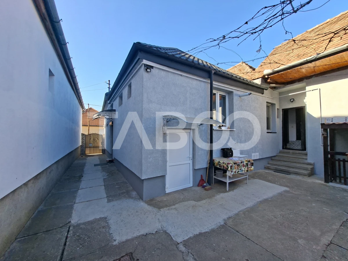 Casa de vanzare Vasile Aaron 3 camere si teren / curte comuna 1 vecin - 7