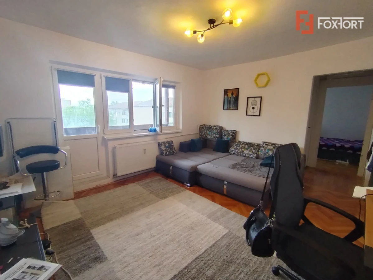 Apartament cu 2 camere de vanzare in zona Spitalul Judetean - 1