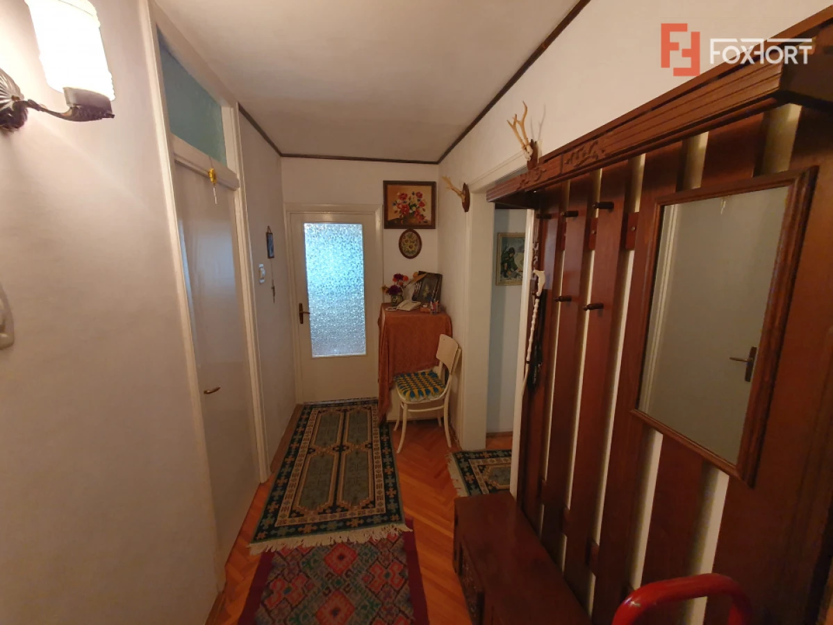 Apartament 3 camere, decomandat, etaj 1, zona Vladeasa - 10