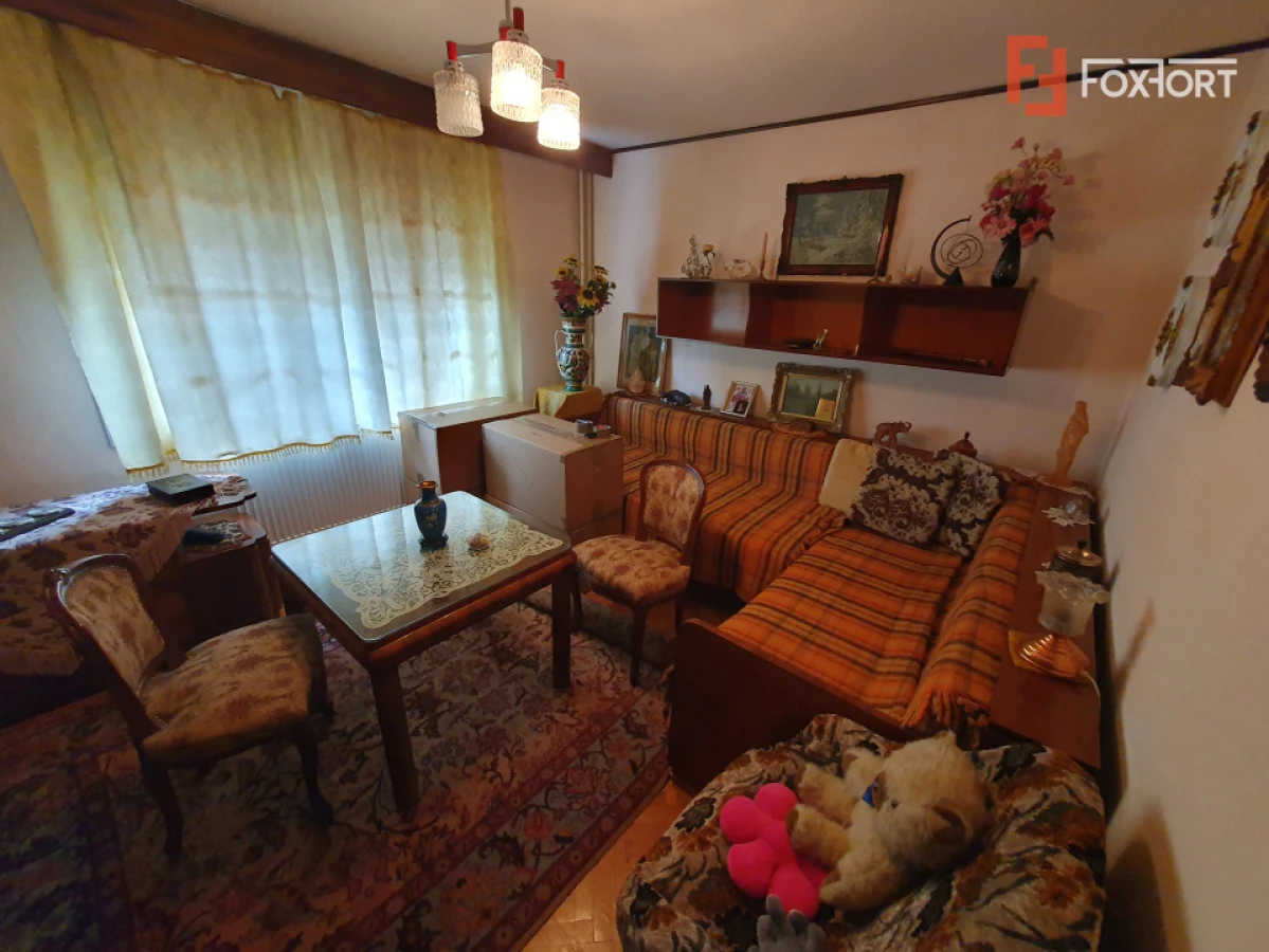 Apartament 3 camere, decomandat, etaj 1, zona Vladeasa - 3