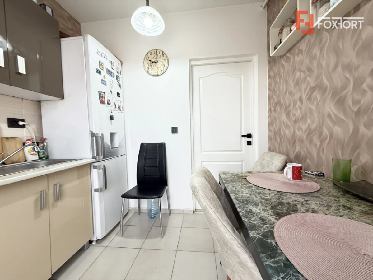 Apartament cu 2 camere + loc de parcare, de vanzare in Dumbravita - 10