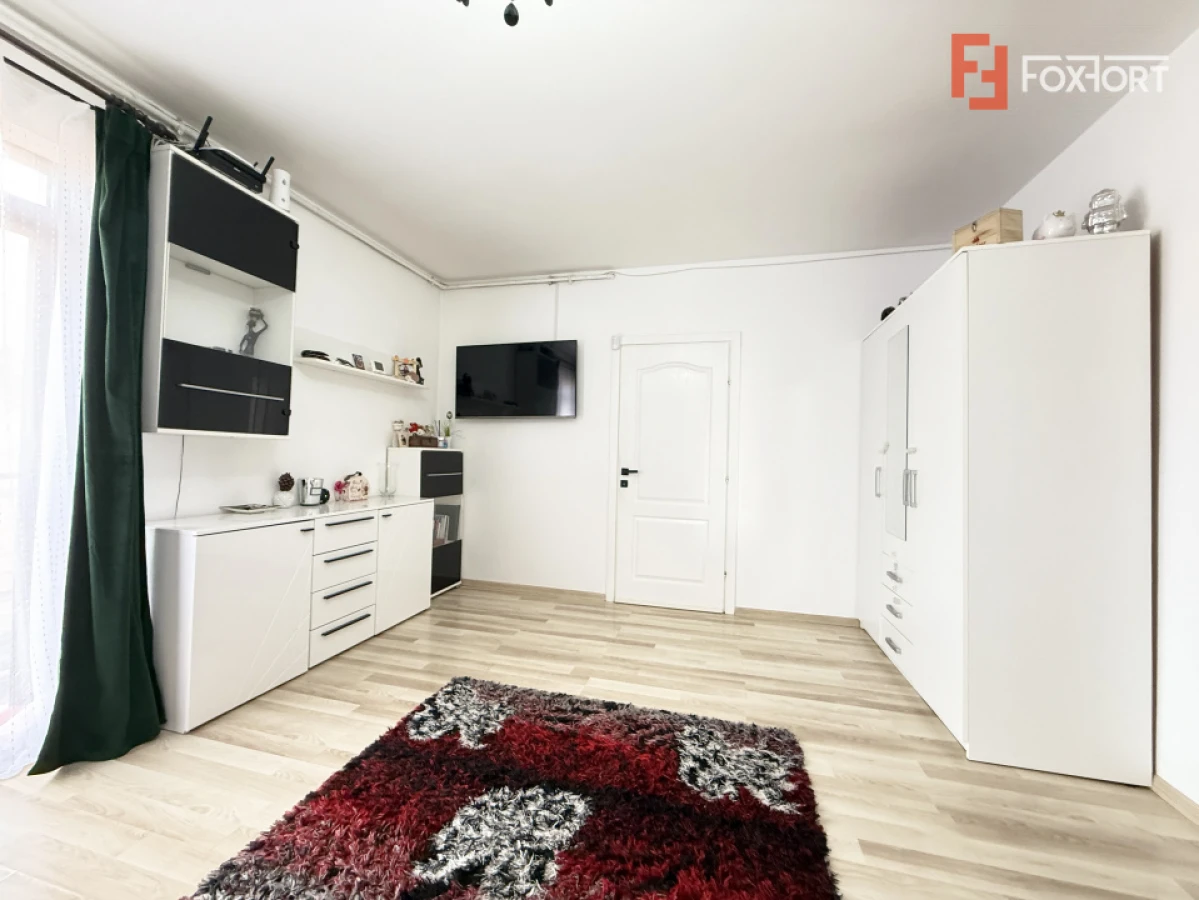 Apartament cu 2 camere + loc de parcare, de vanzare in Dumbravita - 2