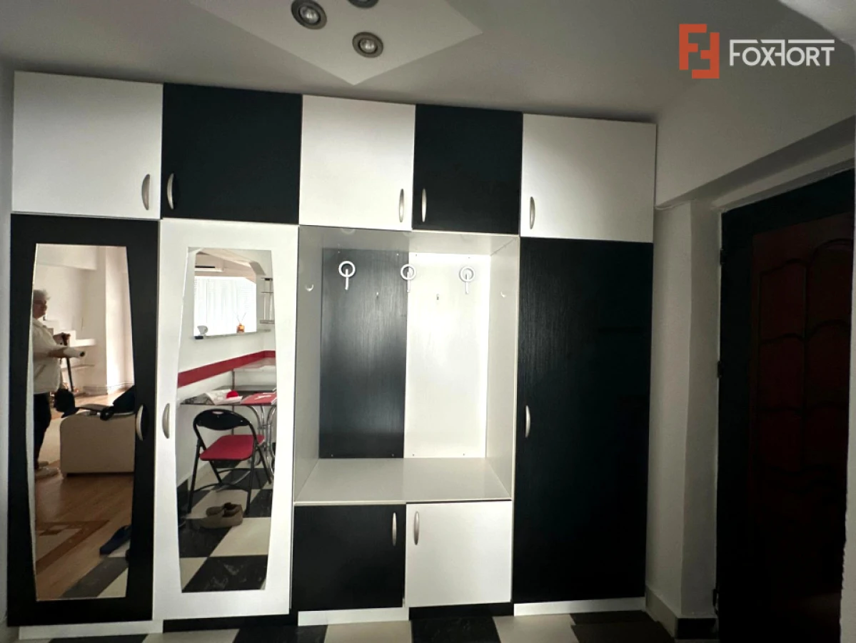 Apartament cu 2 camere de inchiriat, etajul 2 - zona Micalaca - 9
