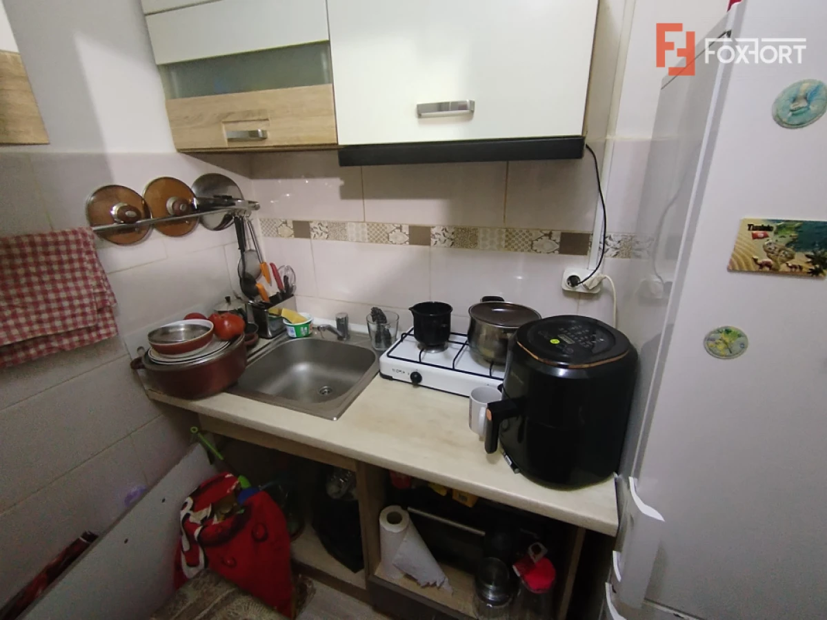 Apartament cu o camera de vanzare in zona Buziasului - 4