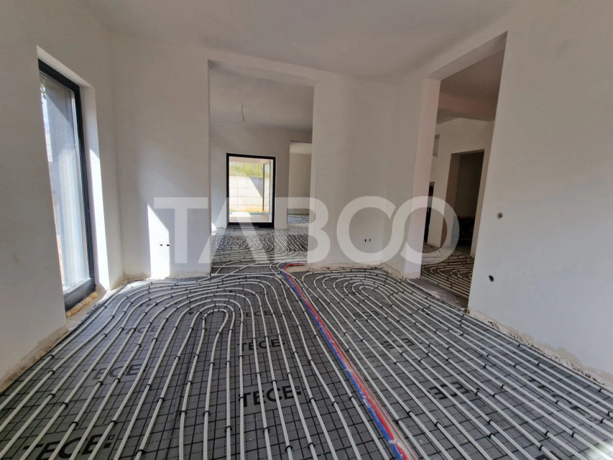Casa individuala de vanzare 5 camere garaj teren liber 170mp Selimbar - 9