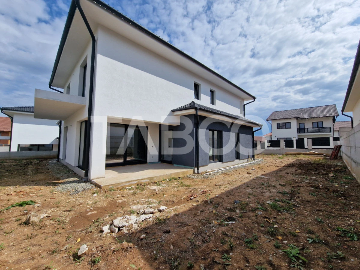 Casa individuala de vanzare 5 camere garaj teren liber 170mp Selimbar - 2