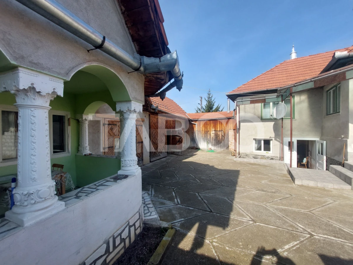 Casa individuala de vanzare cu teren de 1108 mp in Sacel Sibiu - 9