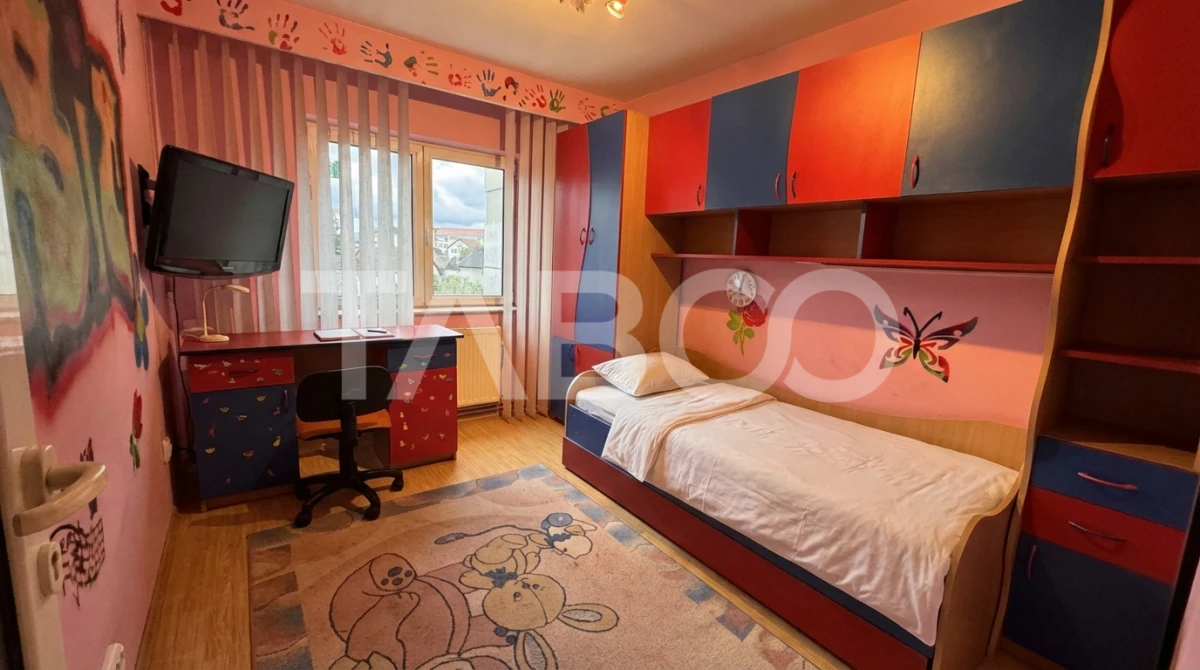 Apartament spatios cu 4 camere mobilat utilat 80mpu Turnisor Sibiu - 4