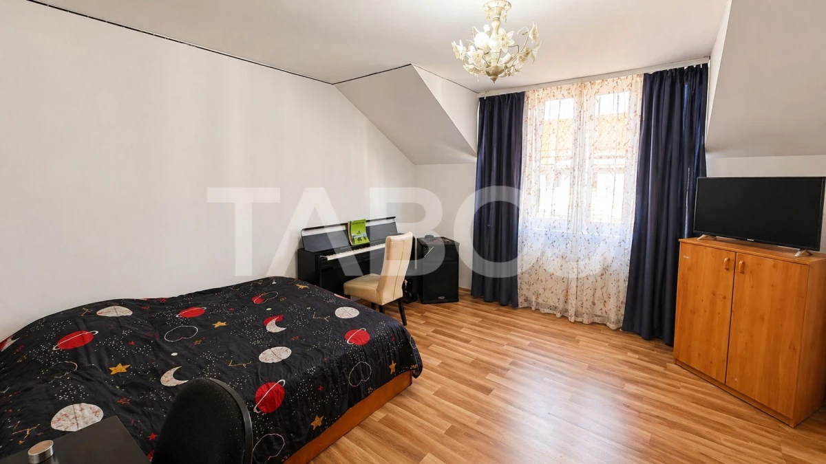 Apartament de vanzare 3 camere 76 mpu zona Terezian Sibiu - 7