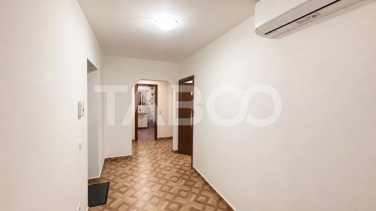 Apartament de vanzare 3 camere 76 mpu zona Terezian Sibiu - 4