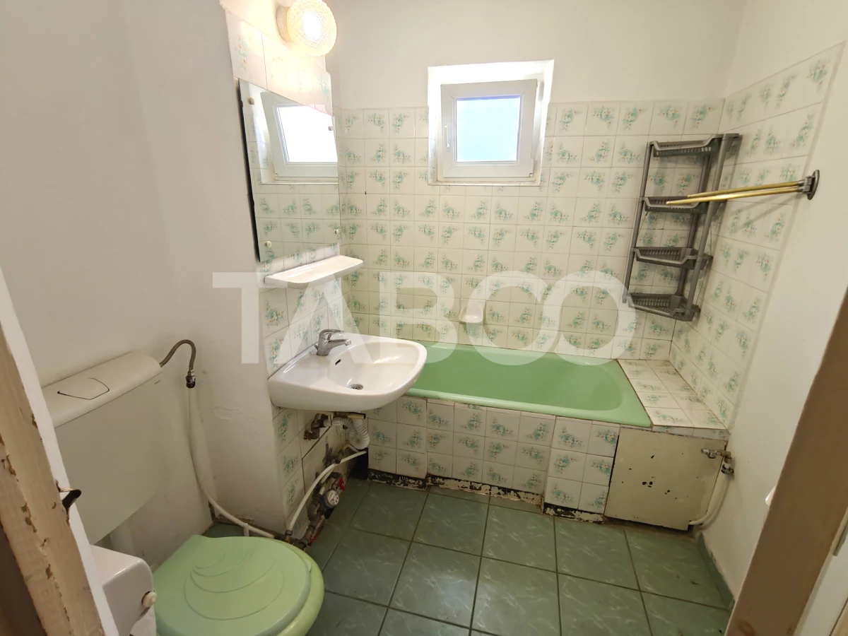 Apartament decomandat 2 camere cu pivnita si balcon - zona Terezian - 8