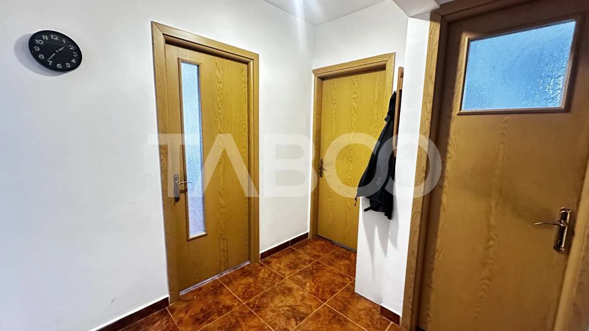 Apartament 2 camere mobilate utilate de inchiriat zona Vasile Aaron - 5