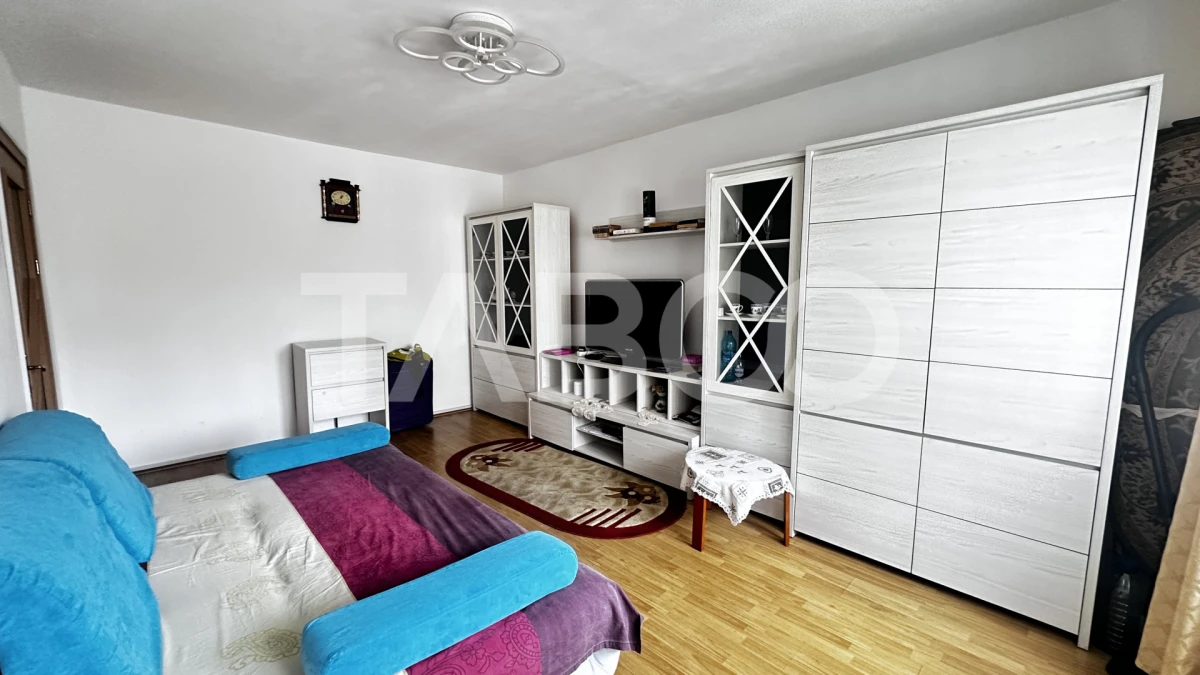 Apartament 2 camere mobilate utilate de inchiriat zona Vasile Aaron - 2