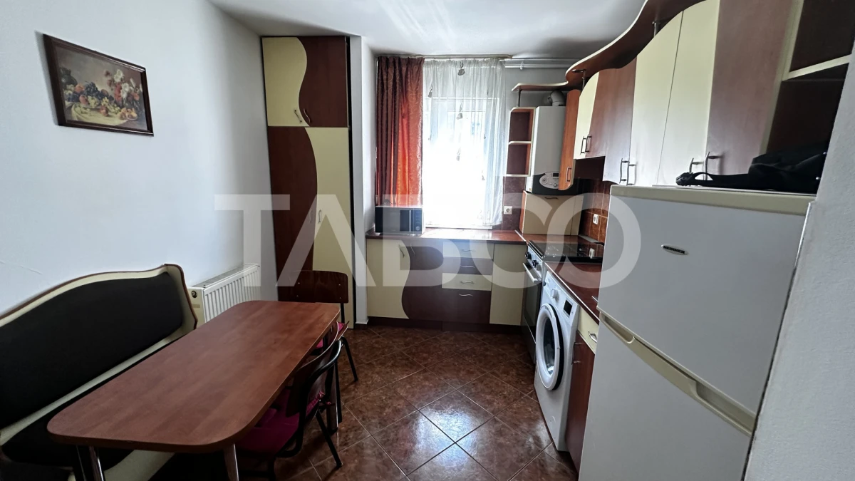 Apartament de inchiriat 2 camere mobilate utilate zona Centrala - 3