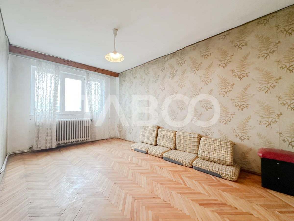 Apartament cu 4 camere decomandate de vanzare cu boxa in Manastur - 2