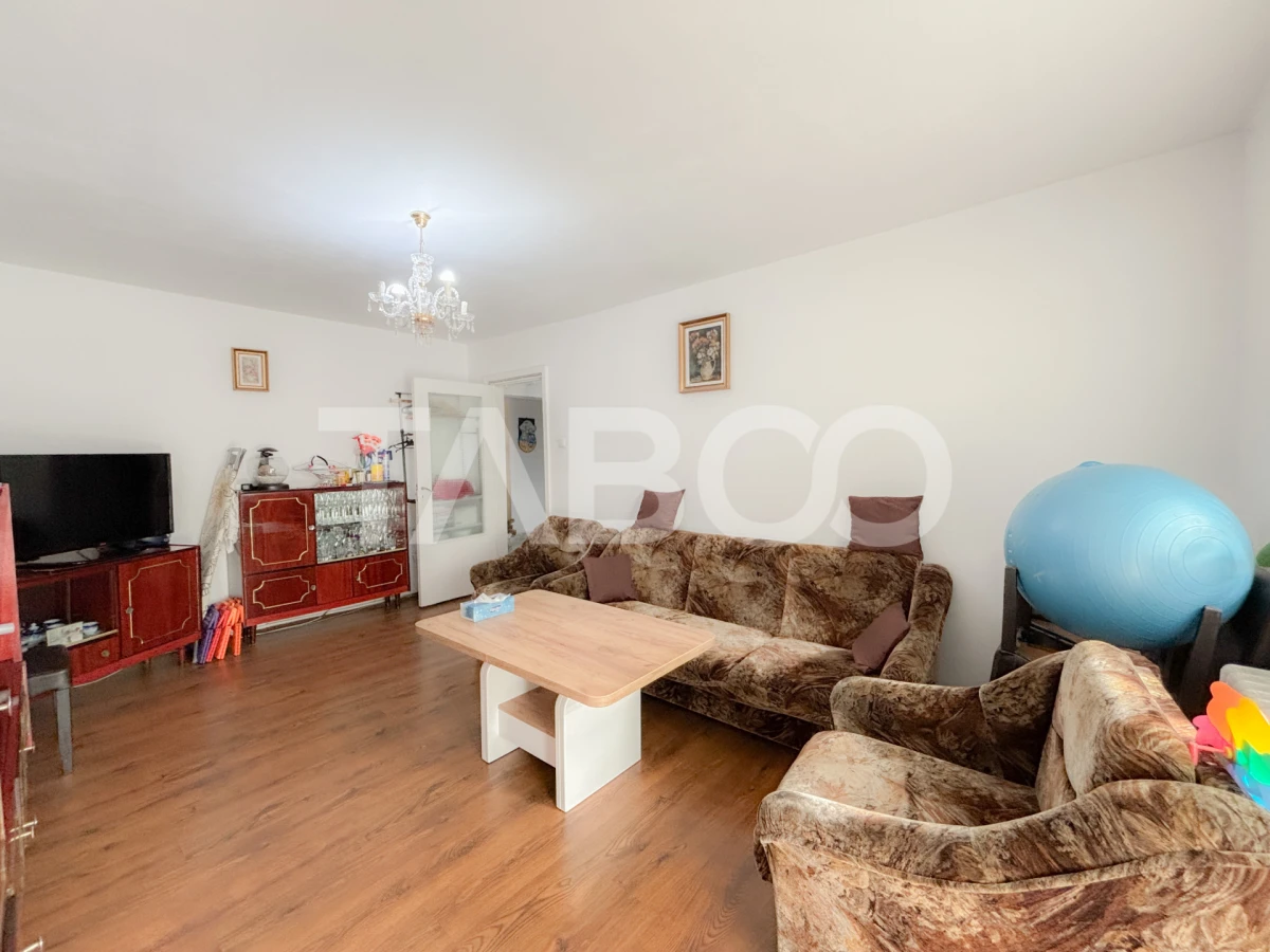 Apartament cu 4 camere de vanzare decomandate cartier Marasti - 2