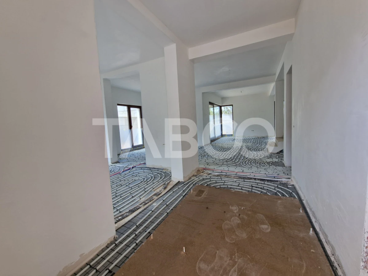 Casa individuala de vanzare 5 camere 4 bai garaj teren 506mp Selimbar - 9
