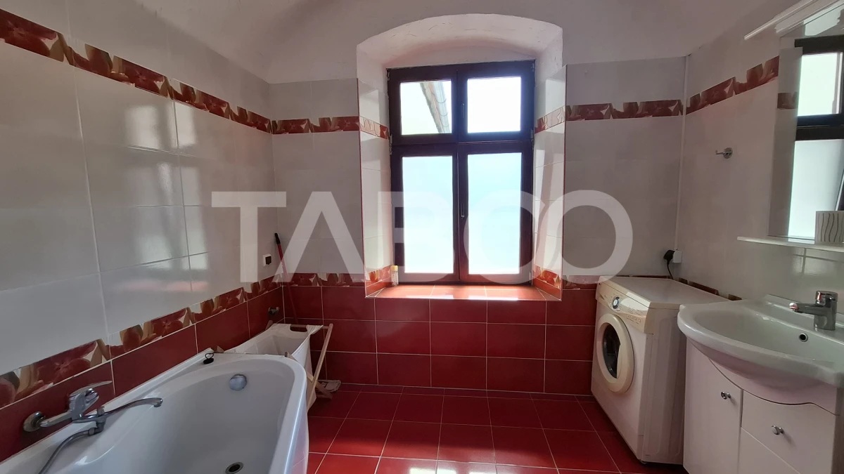 Apartament de vanzare 2 camere 70 mp in Centrul Istoric al Sibiului - 9