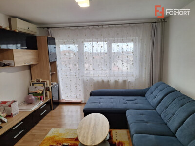 Apartament spatios cu 4 camere, 2 locuri de parcare – zona Iulius Mall