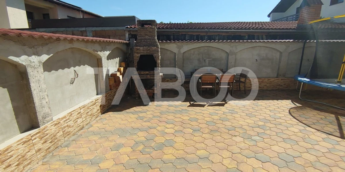Apartament spatios 2 camere la casa loc parcare in Selimbar - 8