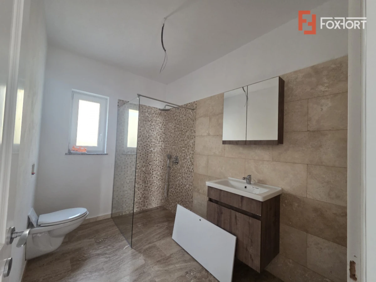 Casa cu 5 camere de 160 mp utili de vanzare in Sagu - 7