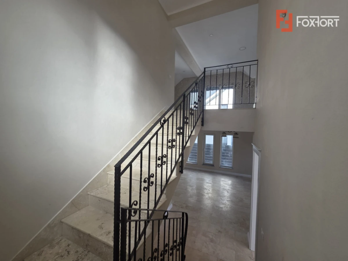 Casa cu 5 camere de 160 mp utili de vanzare in Sagu - 5