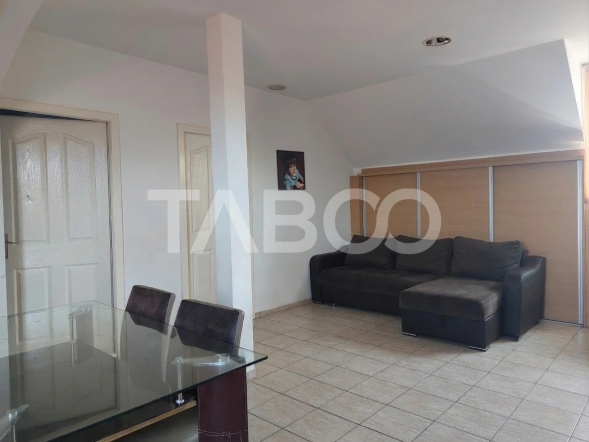 Apartament decomandat 3 camere zona centrala Pret Avantajos Cisnadie - 4