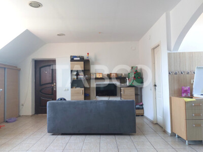 Apartament decomandat 3 camere zona centrala Pret Avantajos Cisnadie