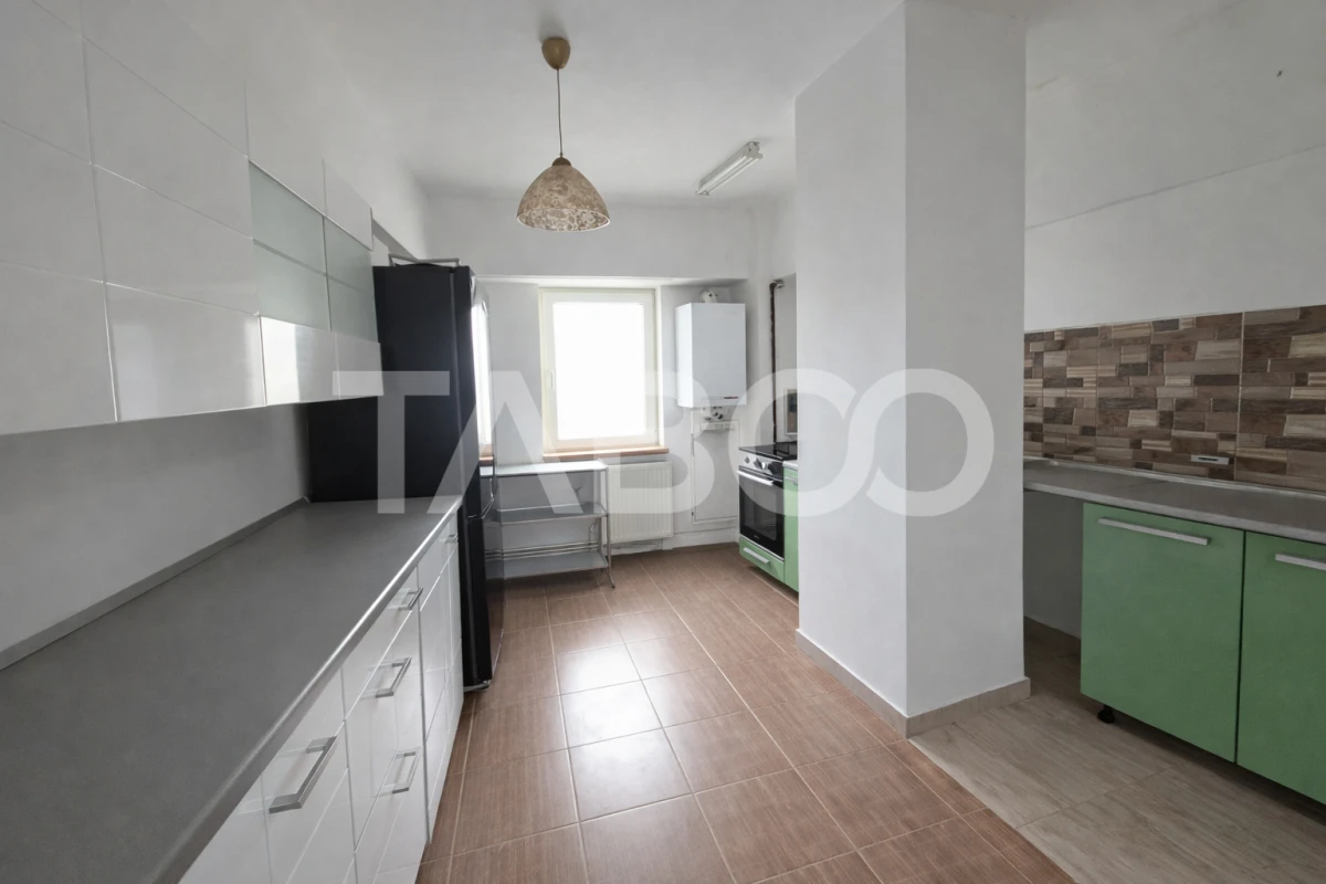 Apartament de vanzare decomandat cu 3 camere balcon etaj 2 in Turnisor - 8