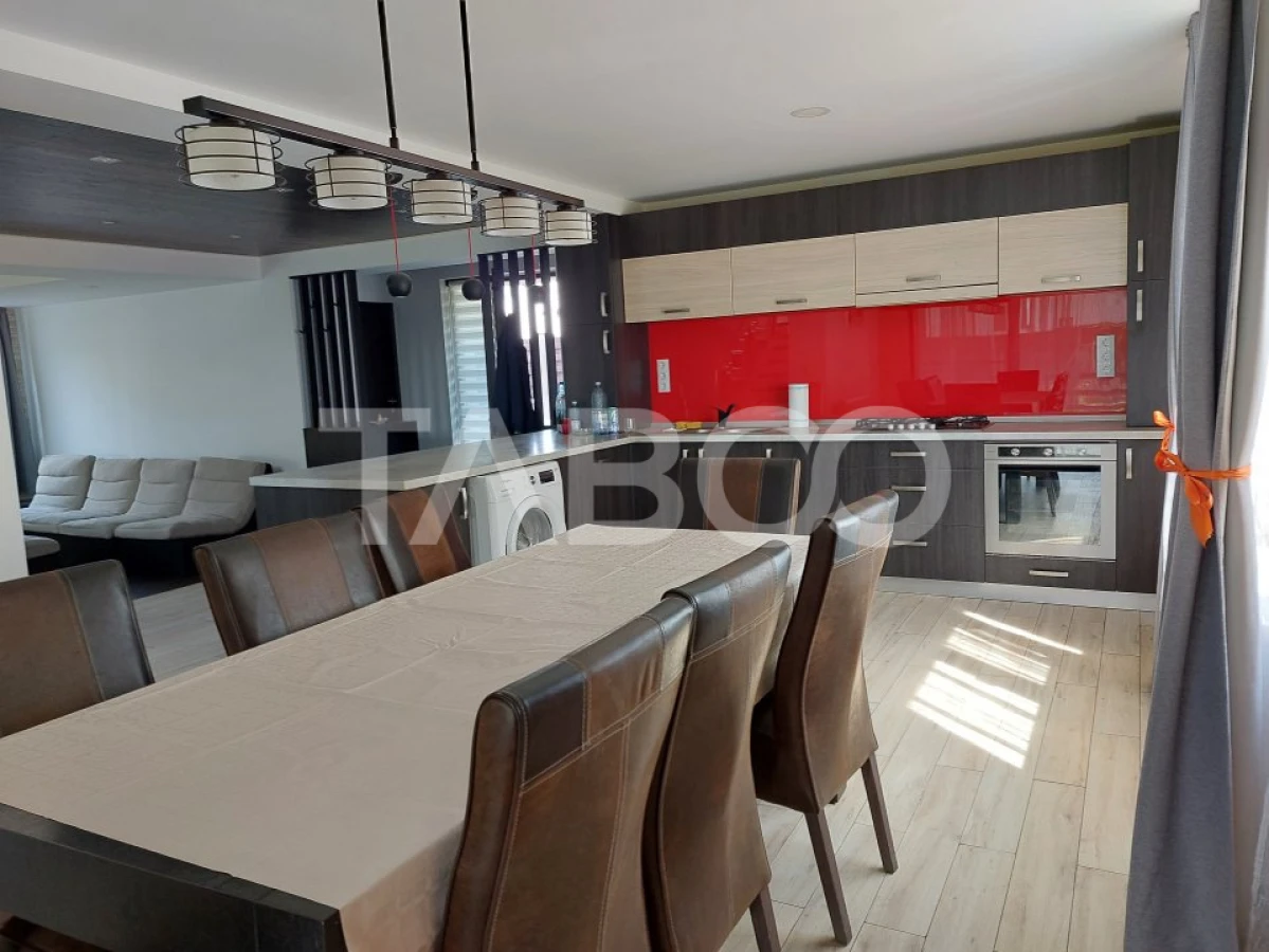 Casa de inchiriat cu 5 camere si 780 mp gradina langa padure in Sibiu - 1