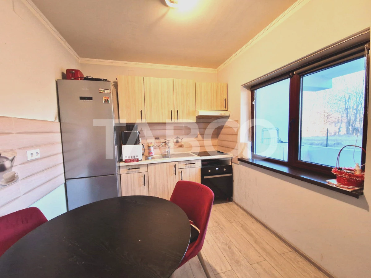 Apartament decomandat 3 camere 66 mp si loc de parcare Cisnadie - 2