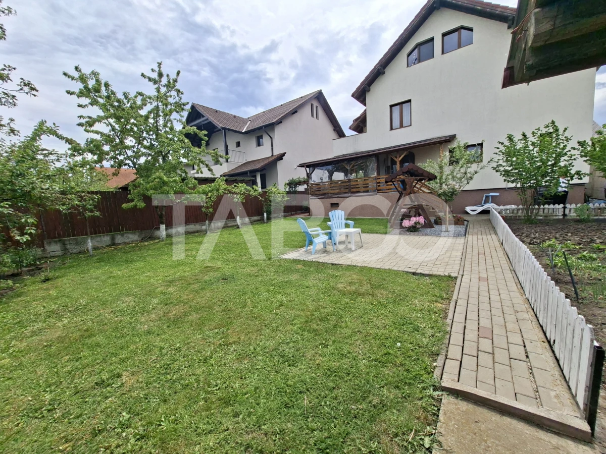 Casa individuala moderna de vanzare in Sura Mica teren pod si pivnita - 3