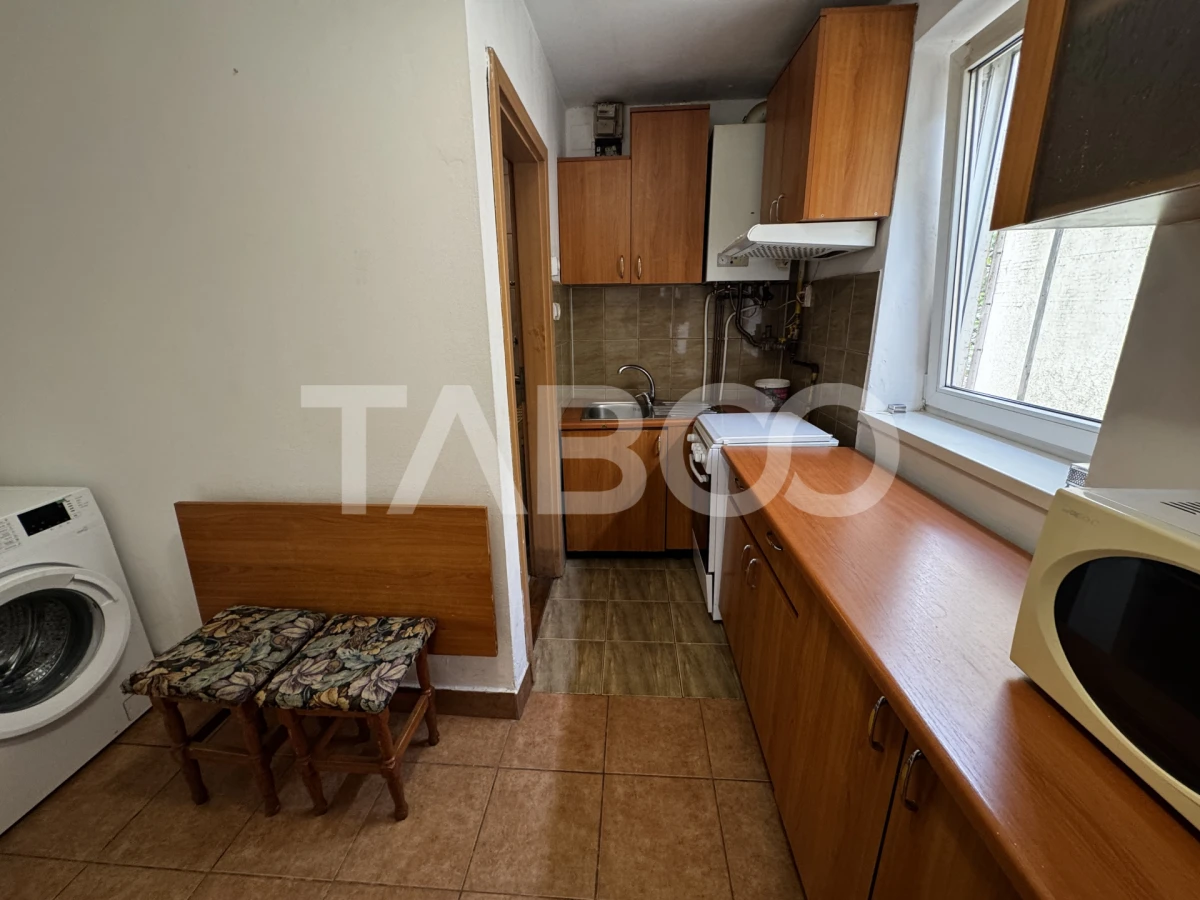 Garsoniera de inchiriat 28 mp si curte zona Trei Stejari Sibiu - 3