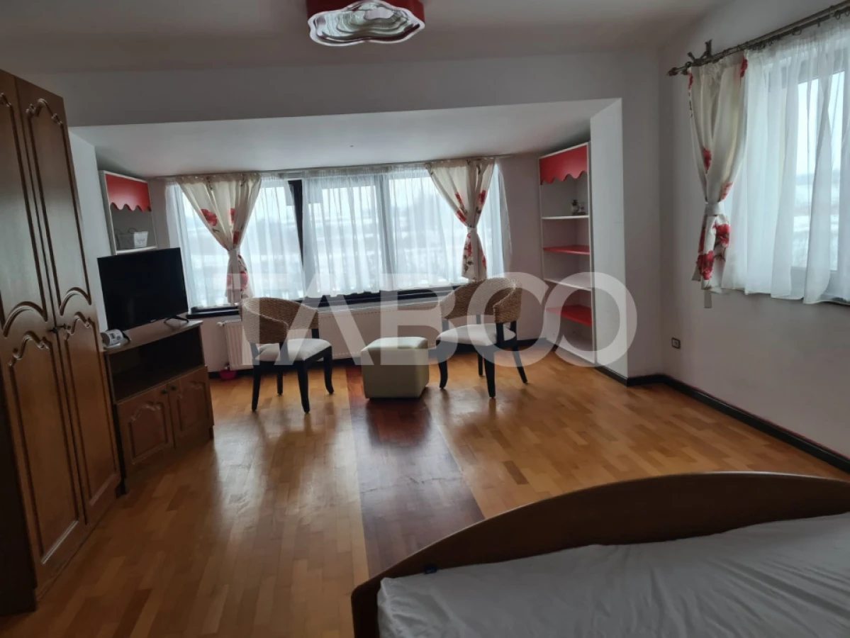 Casa la 5 minute de Fagaras Ultramoderna 300 mp utili la cheie - 5