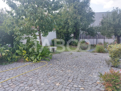Casa de vanzare 3 camere 2 bucatarii 3 bai teren 340 mp Cisnadie