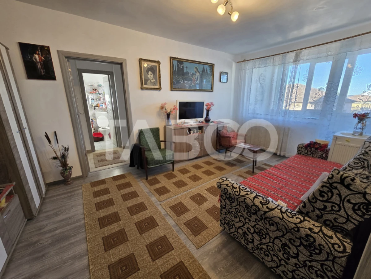 Apartament 2 camere de vanzare etaj intermediar Mihai Viteazul Sibiu - 1